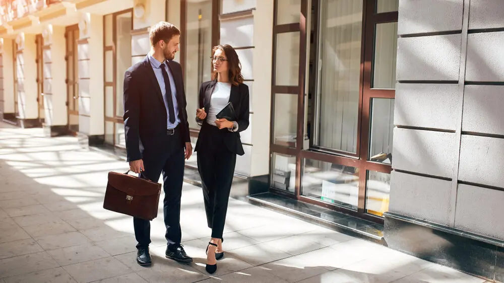 Mitarbeiter werben Mitarbeiter Mitarbeiter werben Mitarbeiter